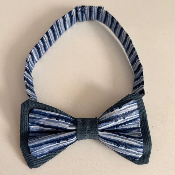 Brand New Handmade Reversible Dog Scarf & Bow Tie Size Medium - Picture 5 of 6